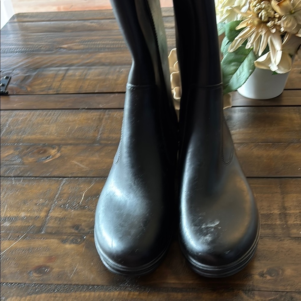 Mi.iM Black Glossy Winter Rain Boots - Picture 2 of 9